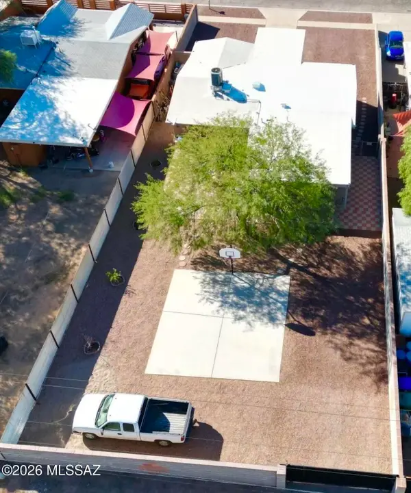 5841 S Herpa, Tucson, AZ 85706