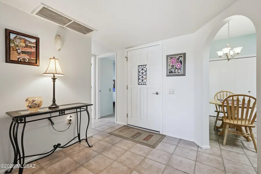 1407 W Camino Calderon, Green Valley, AZ 85622 - Image #3