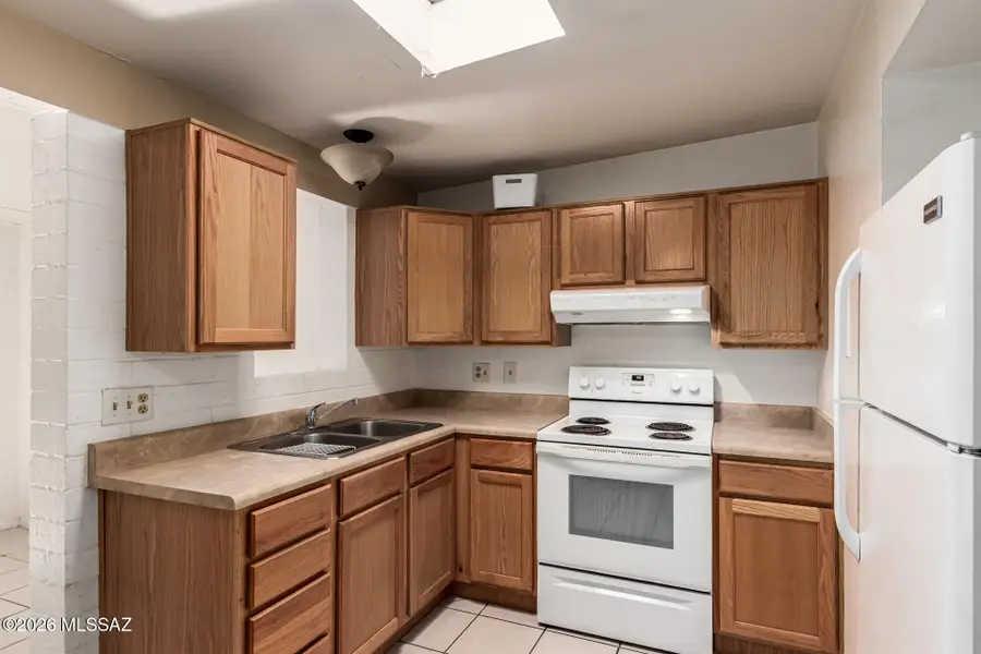 1626 E Irvington, Tucson, AZ 85714 - Image #2