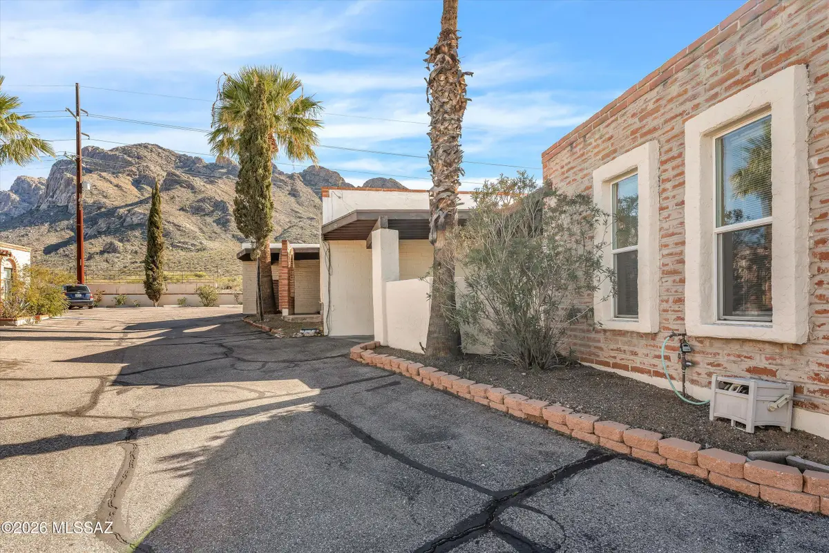 9111 N Oracle, Oro Valley, AZ 85704 - Image #1