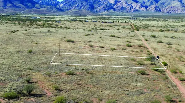 .83 Acre W Euclid, Pearce, AZ 85625