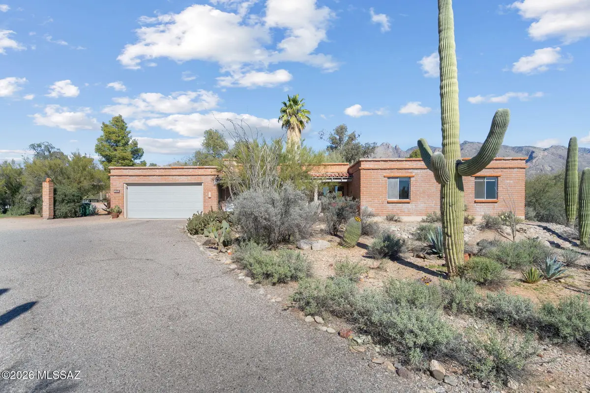 5801 N Piedra Seca, Tucson, AZ 85718 - Image #1