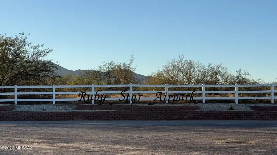 7471 W Lost Diamond, Sahuarita, AZ 85629 - Image #2