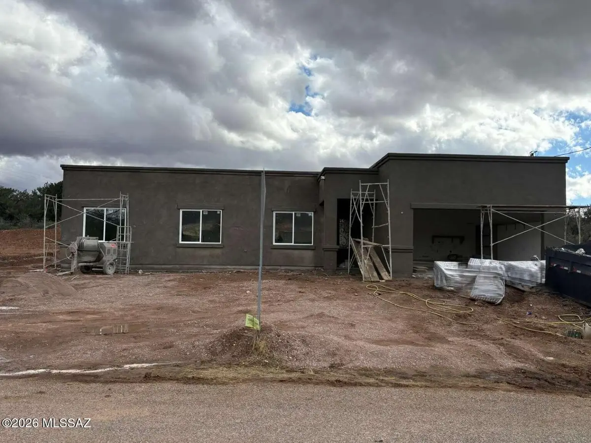 91 Circulo Penjamo, Rio Rico, AZ 85648 - Image #1