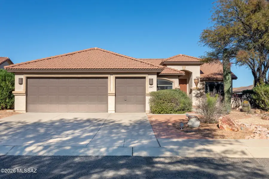 1047 N Cowboy Canyon, Green Valley, AZ 85614 - Image #2