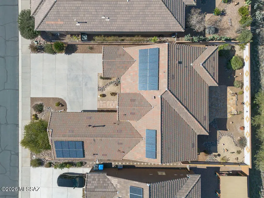 2020 W Cactus Run, Green Valley, AZ 85622 - Image #2