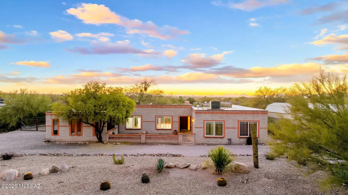 3721 N Sierra Madre, Tucson, AZ 85749 - Image #1