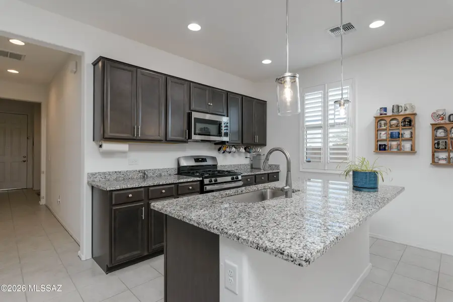 21667 E Treasure, Red Rock, AZ 85145 - Image #2