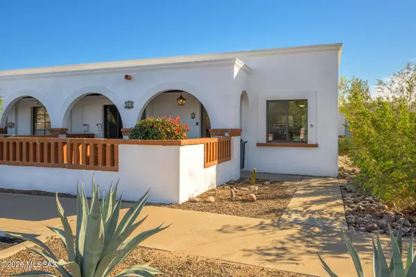 261 S Paseo Tierra, Green Valley, AZ 85614