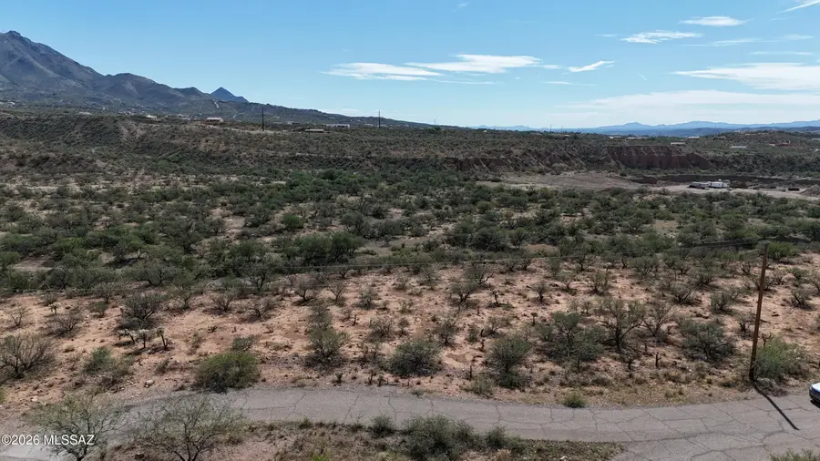 209 Torre, Rio Rico, AZ 85648 - Image #2