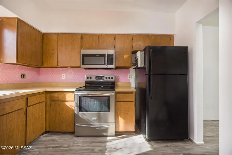 679 S Pantano Pw, Tucson, AZ 85710 - Image #2