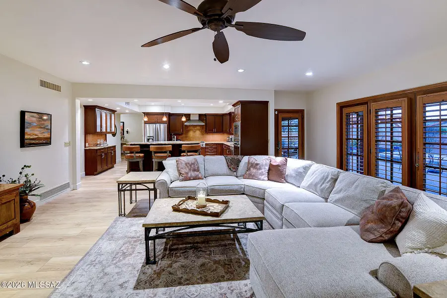 8230 E Ridgewood, Tucson, AZ 85750 - Image #3