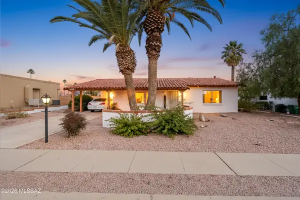 107 E Los Arcos, Green Valley, AZ 85614