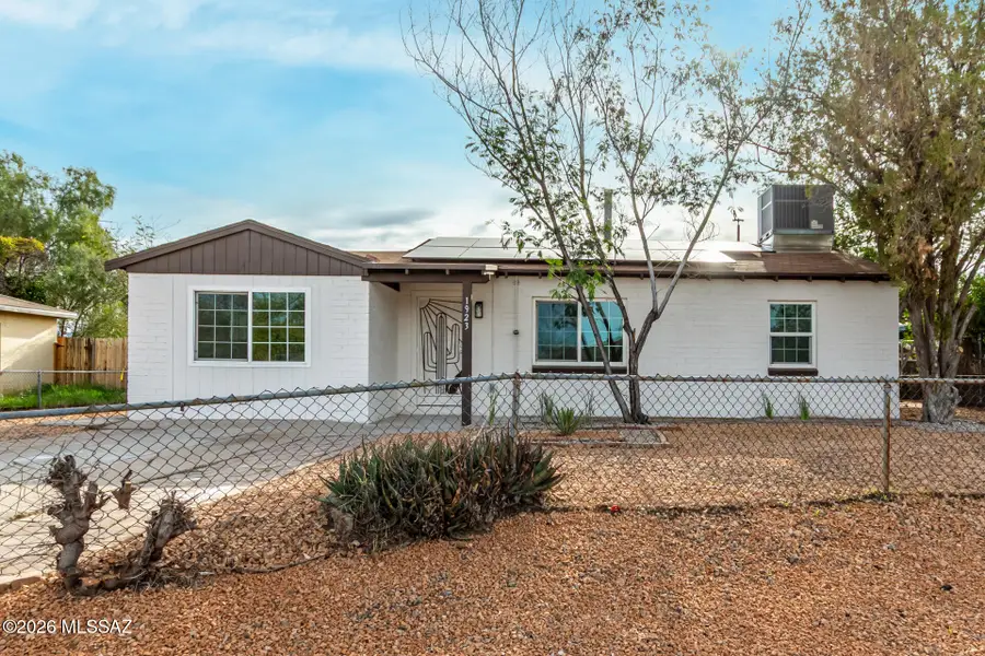 1923 S Holly Sv, Tucson, AZ 85713 - Image #2