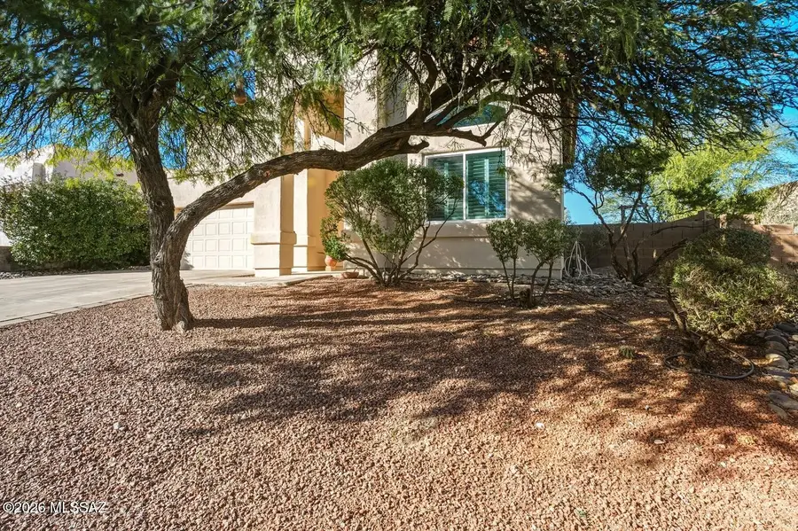 831 N Promontory, Tucson, AZ 85748 - Image #2