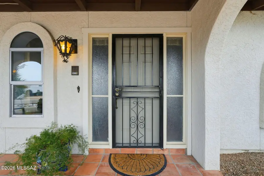 1331 N Paseo Del Cervato, Green Valley, AZ 85614 - Image #3