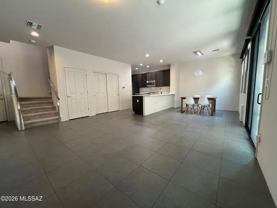 391 E Calderwood, Tucson, AZ 85704 - Image #2
