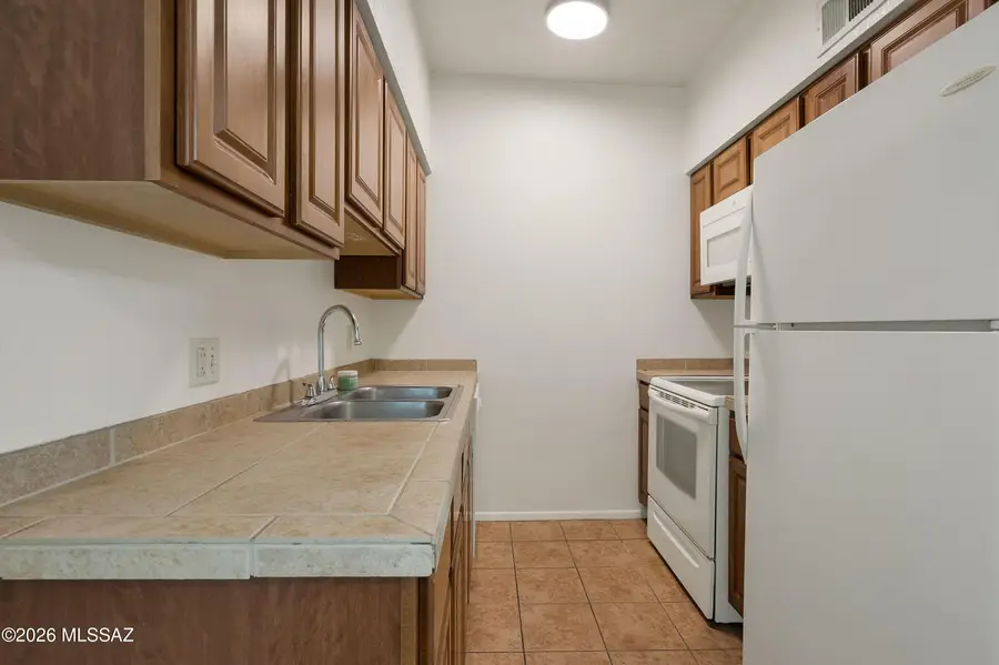 1810 E Blacklidge, Tucson, AZ 85719 - Image #2