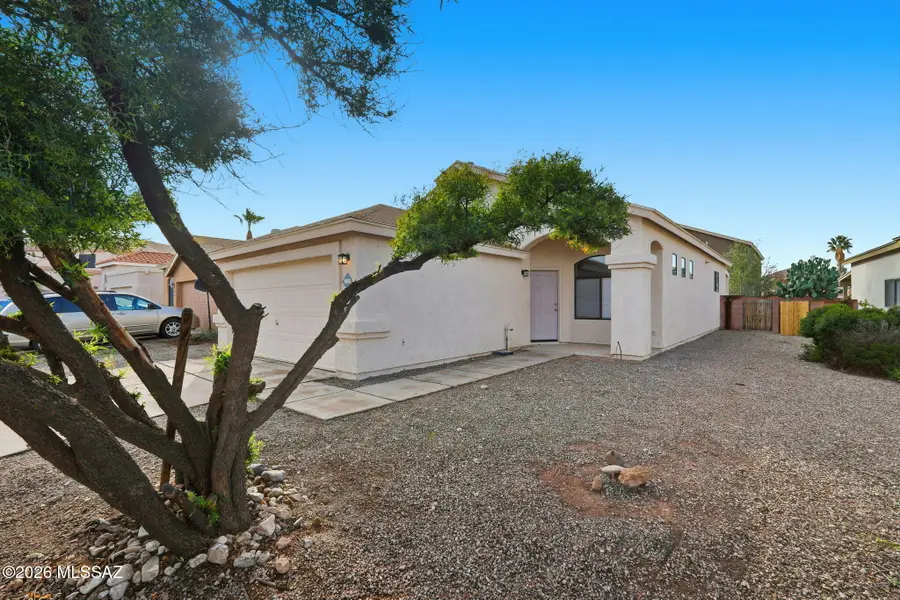 10032 E Via Del Fandango, Tucson, AZ 85747 - Image #3