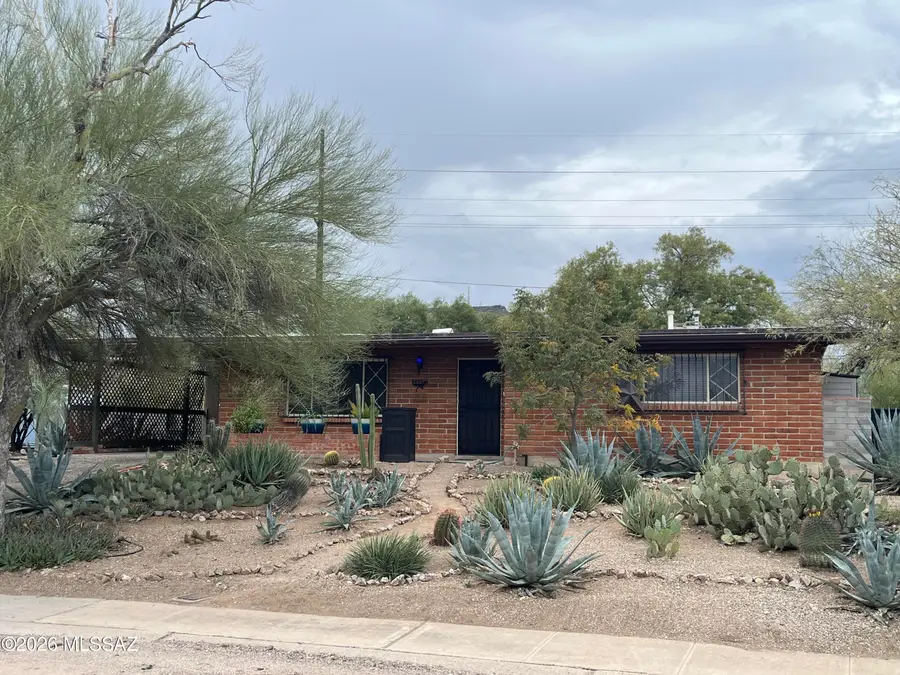 1815 W Calle Tranquila, Tucson, AZ 85745 - Image #2