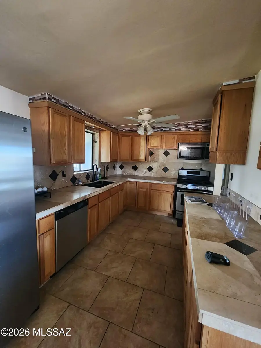6902 E Calle Neptuno, Tucson, AZ 85710 - Image #3