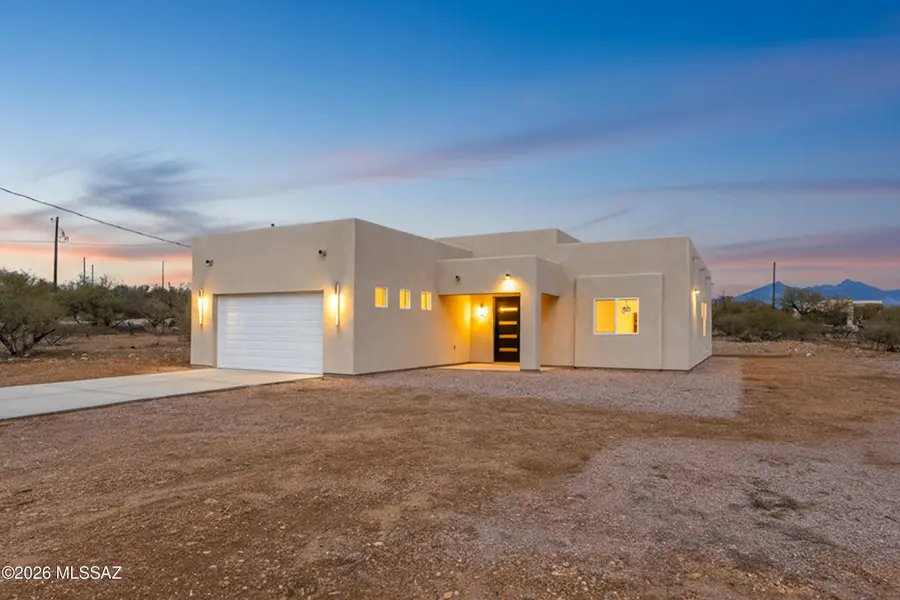 1803 Japon, Rio Rico, AZ 85648 - Image #2