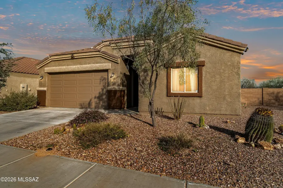 17911 S Whispering Glen Path, Sahuarita, AZ 85629 - Image #2