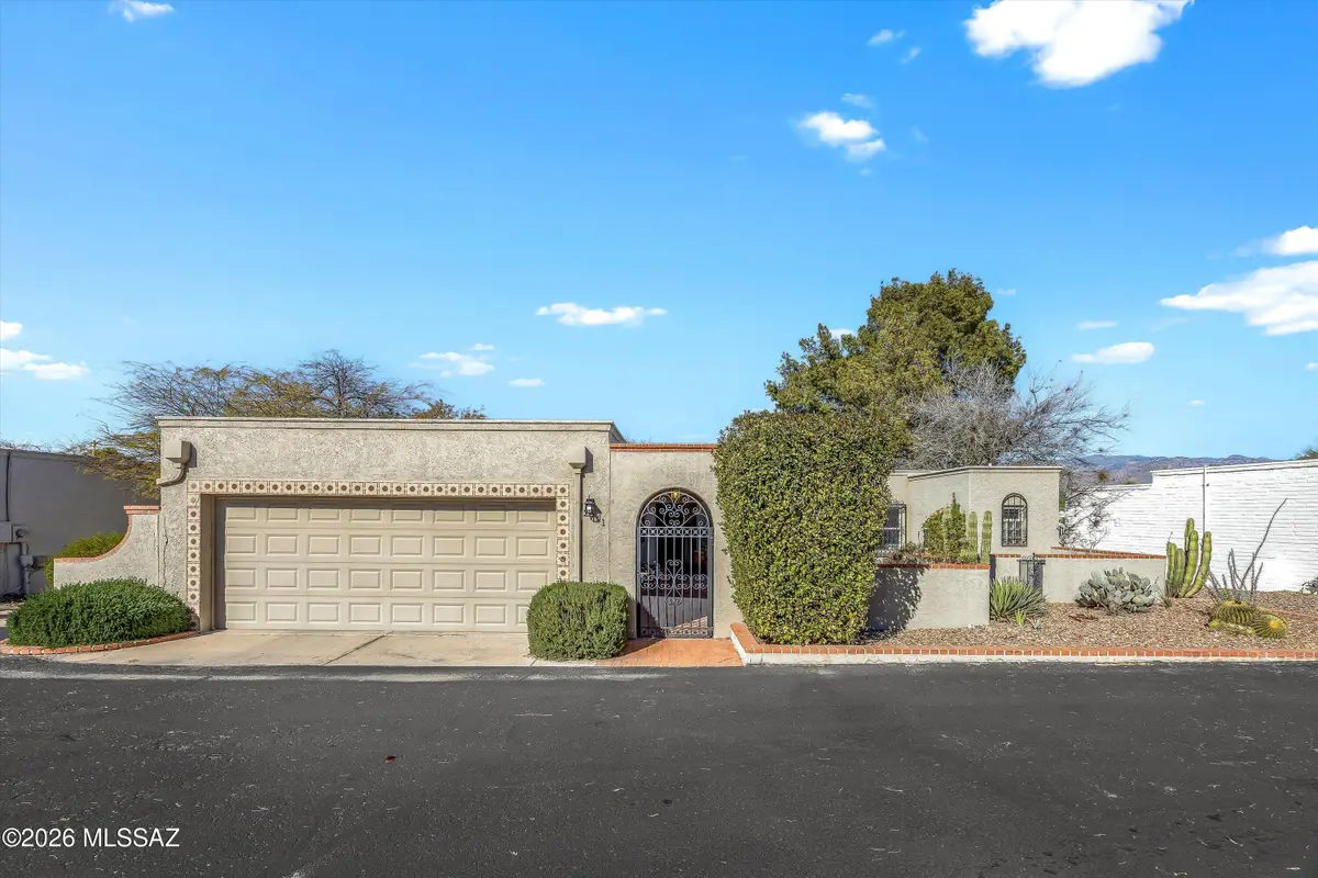 2711 N Camino Valle Verde, Tucson, AZ 85715 - Image #1