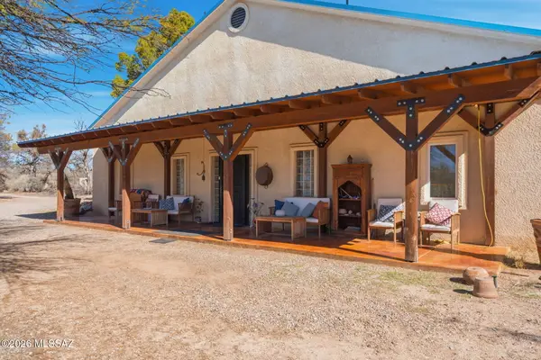 1557 E Benson Airport, Benson, AZ 85602