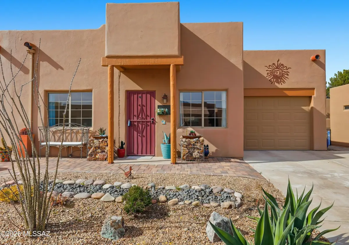 3858 S Camino Del Golfista, Green Valley, AZ 85614 - #1