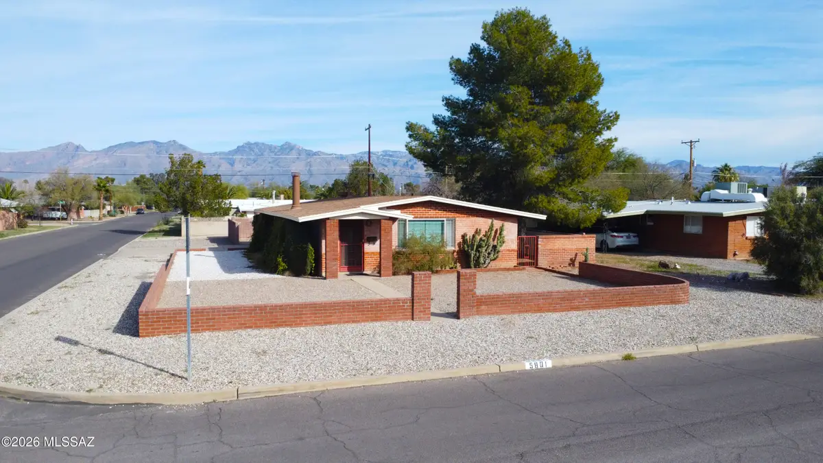 5801 E Rosewood, Tucson, AZ 85711 - Image #1