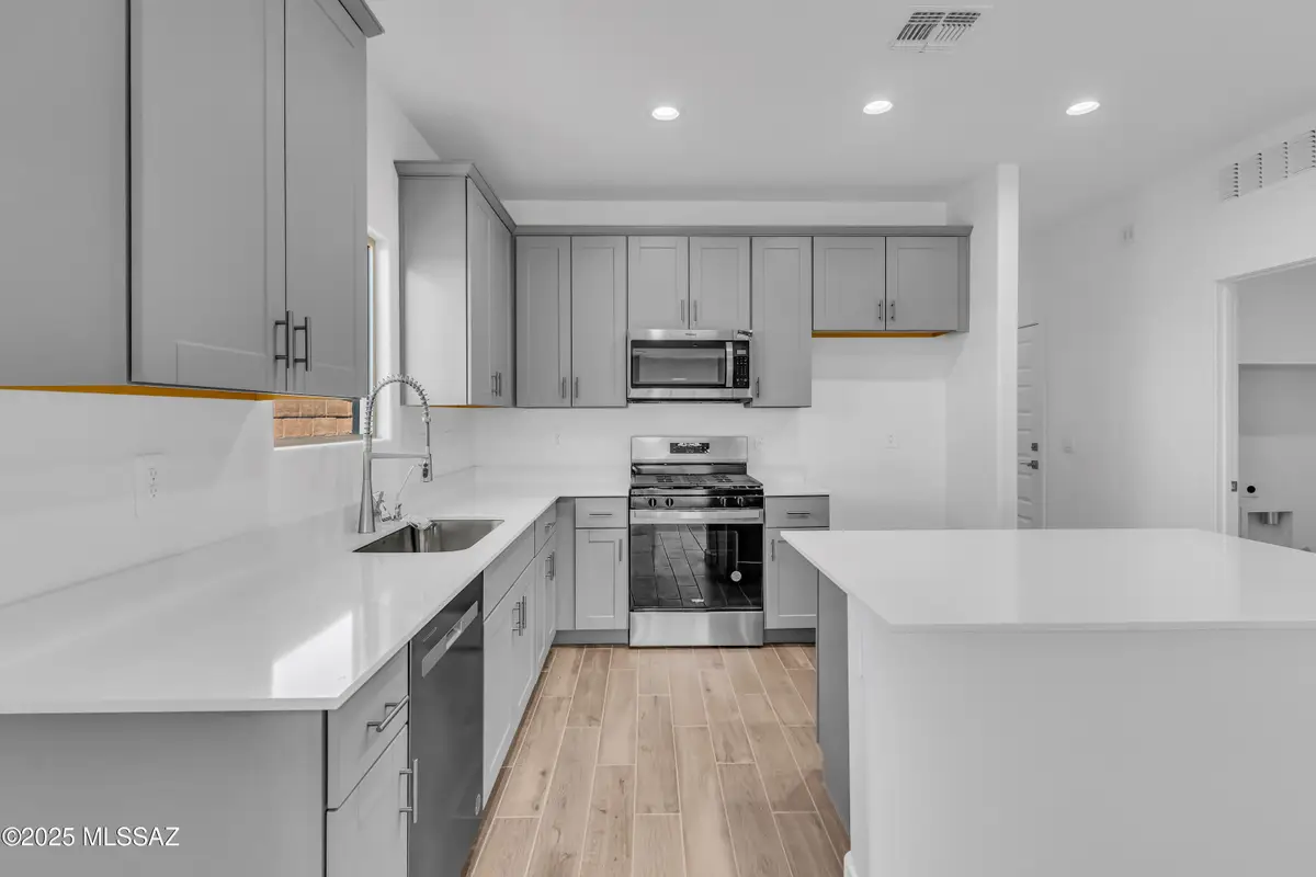 14108 E Canidae, Vail, AZ 85641 - #1