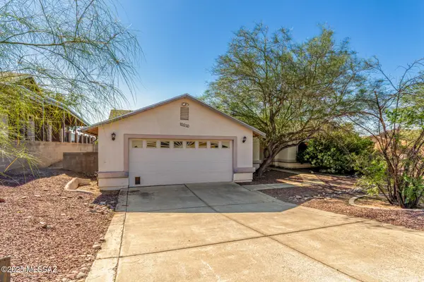 10010 E Domenic, Tucson, AZ 85730