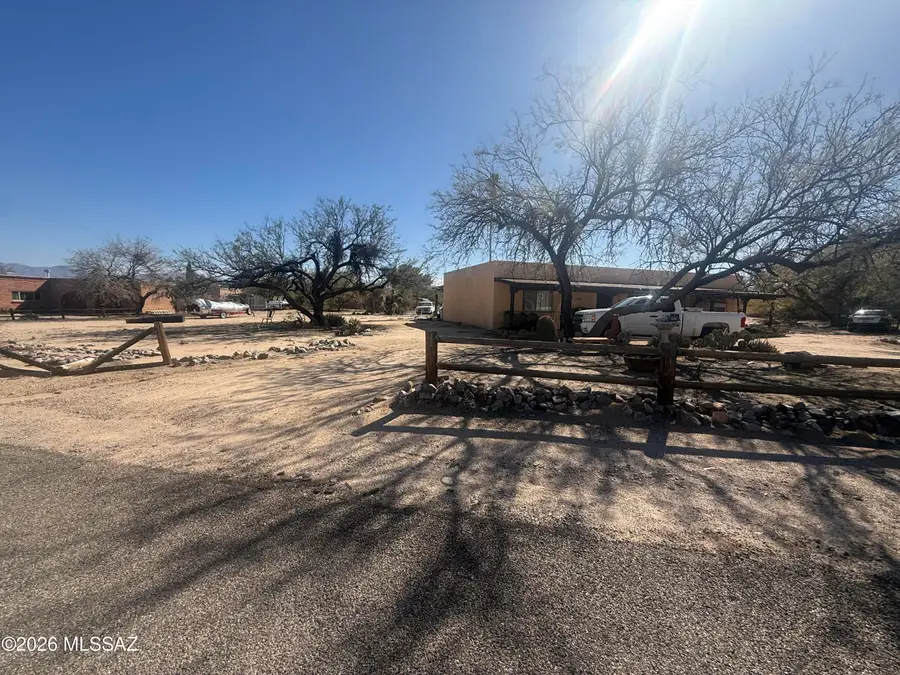 1031 W Calle Santiago, Sahuarita, AZ 85629 - Image #2