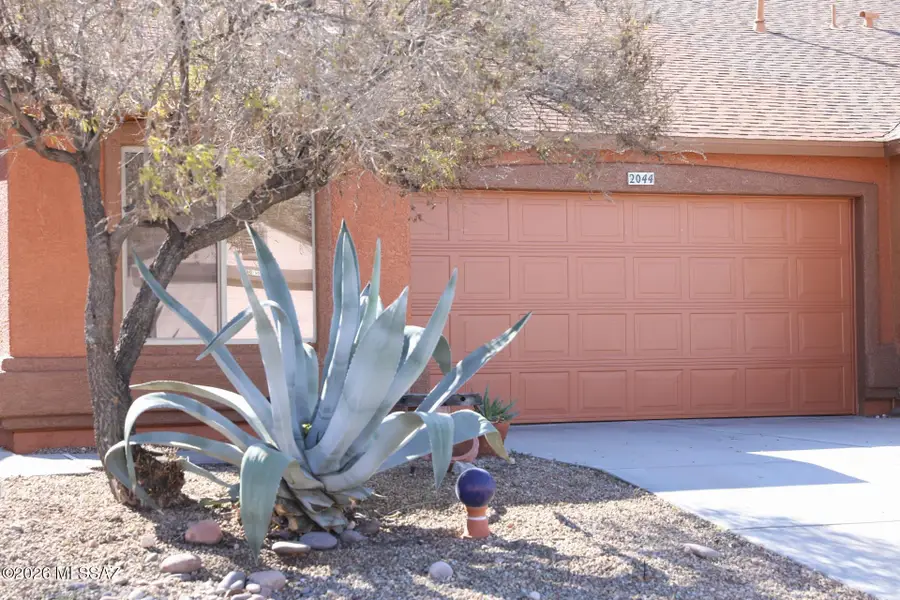 2044 E Calle Sierra Del Manantial, Tucson, AZ 85706 - Image #2