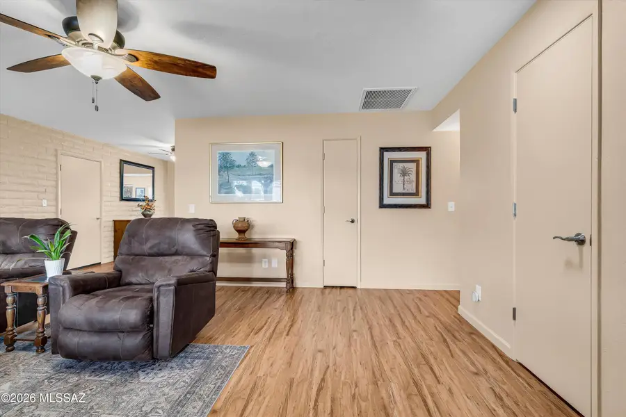 241 E La Espina, Green Valley, AZ 85614 - #3