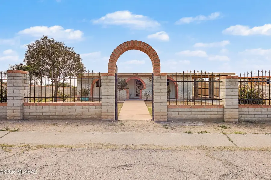 1820 E Alaska, Tucson, AZ 85706 - Image #2