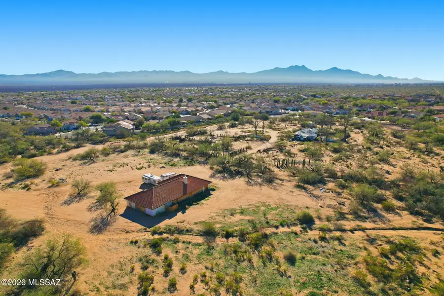 800 W Camino Rancheria, Sahuarita, AZ 85629 - Image #3