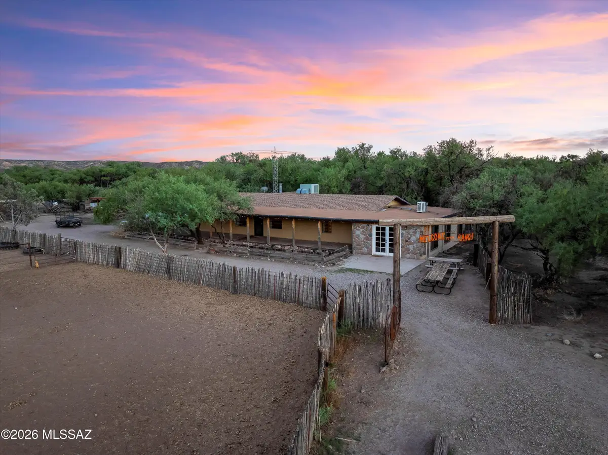 440 W Cimmaron, Benson, AZ 85602 - #1