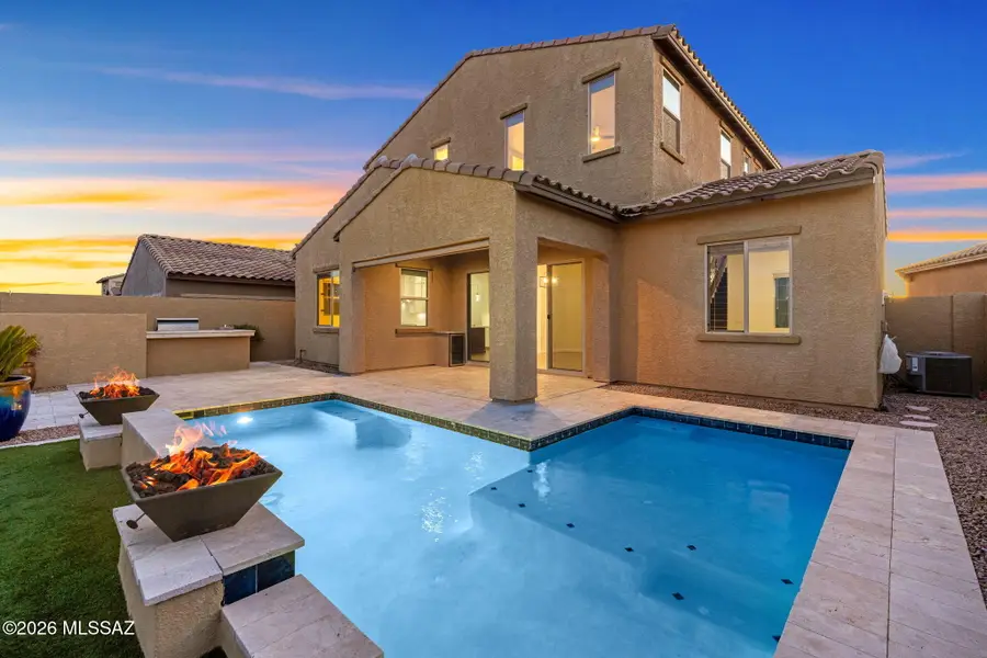 1005 W Lark Bunting, Oro Valley, AZ 85755 - #2