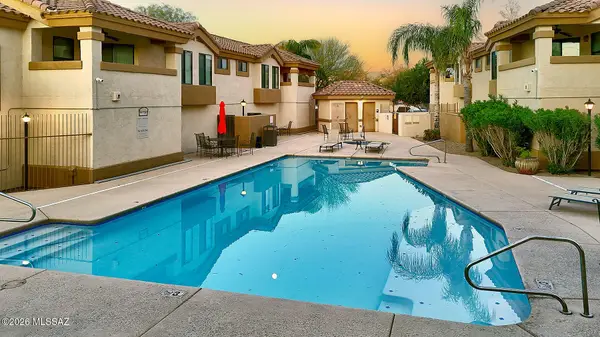 2550 E River, Tucson, AZ 85718