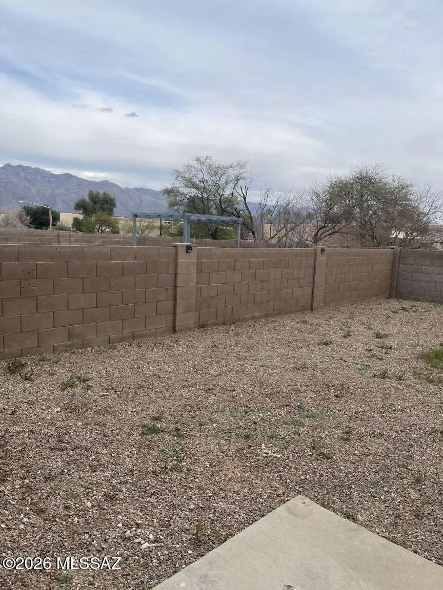 3342 N Sierra Springs, Tucson, AZ 85712 - Image #2
