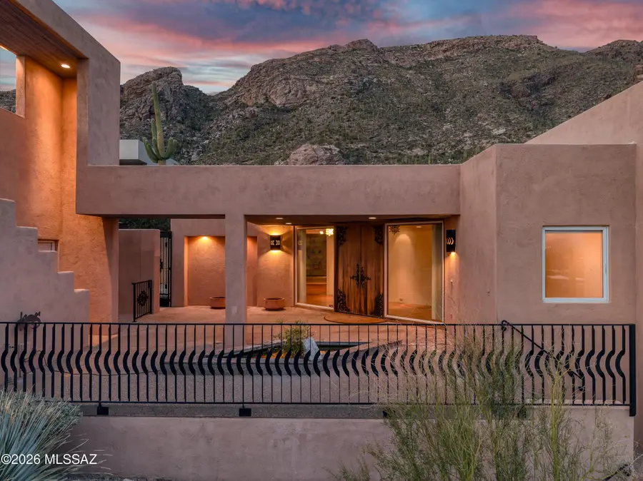 7001 N Ina, Tucson, AZ 85718 - #3