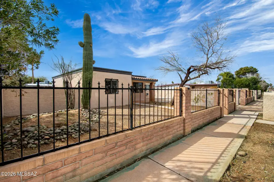 4210 E Canada, Tucson, AZ 85706 - #2