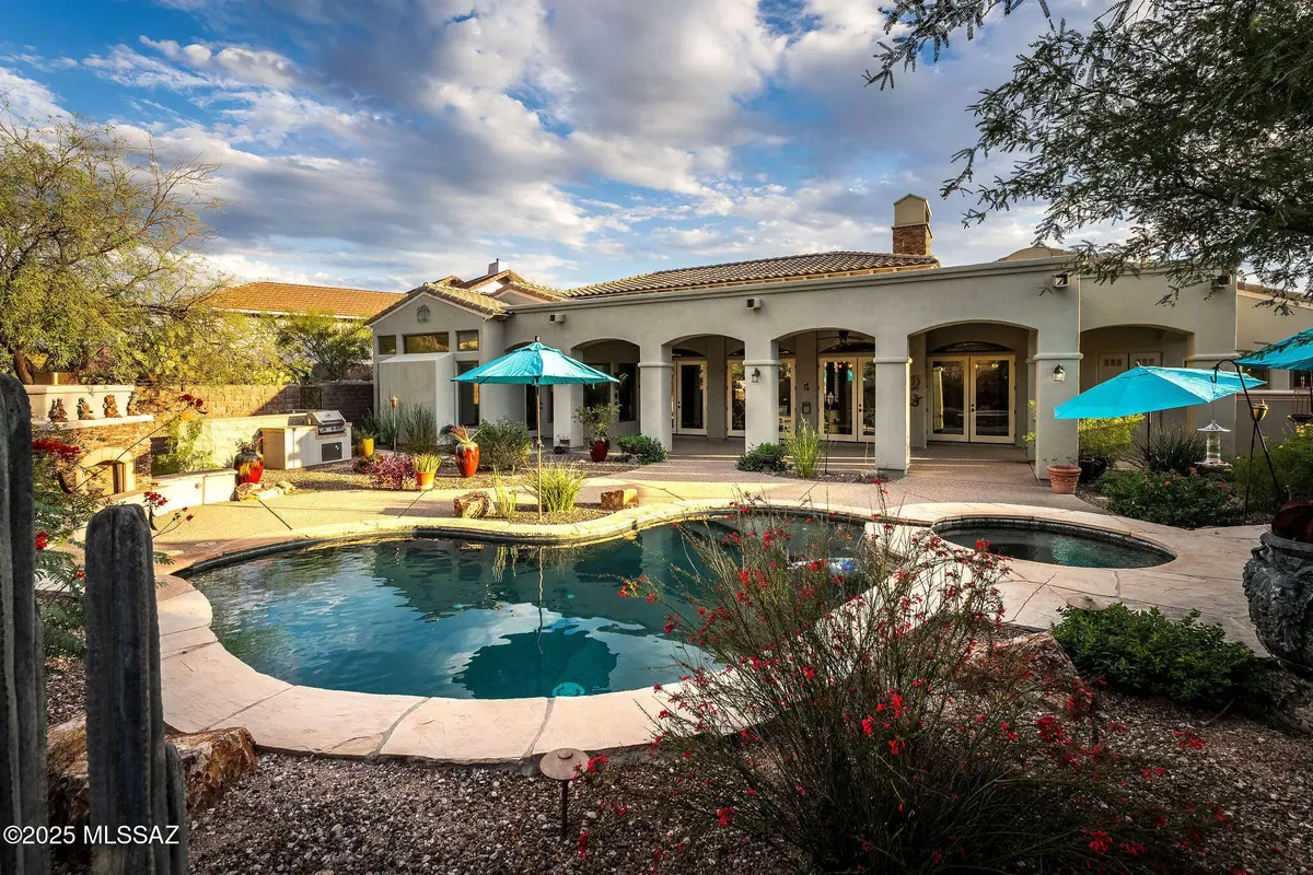 6129 E Coyotes Den, Tucson, AZ 85750 - Image #1