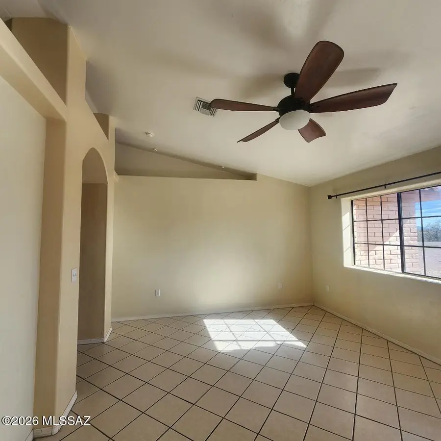 282 Tlaxcala, Rio Rico, AZ 85648 - Image #2