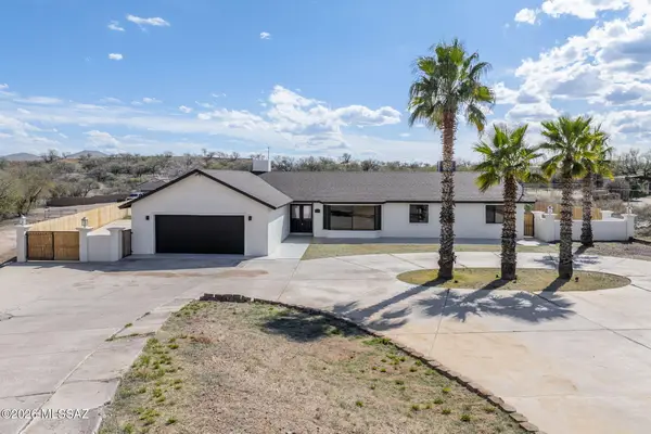 207 Petalo, Rio Rico, AZ 85648