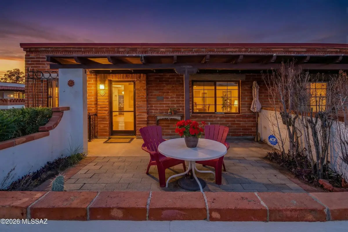 262 S Paseo Cerro, Green Valley, AZ 85614 - #1