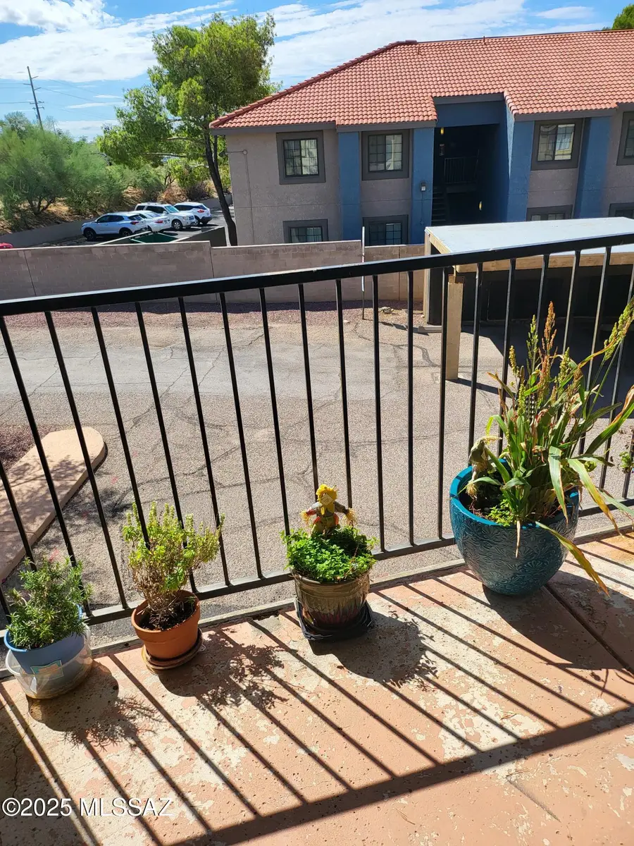 8255 N Oracle, Tucson, AZ 85704 - #3