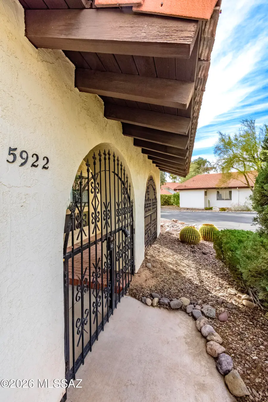 5922 N Placita Del Conde, Tucson, AZ 85718 - #3